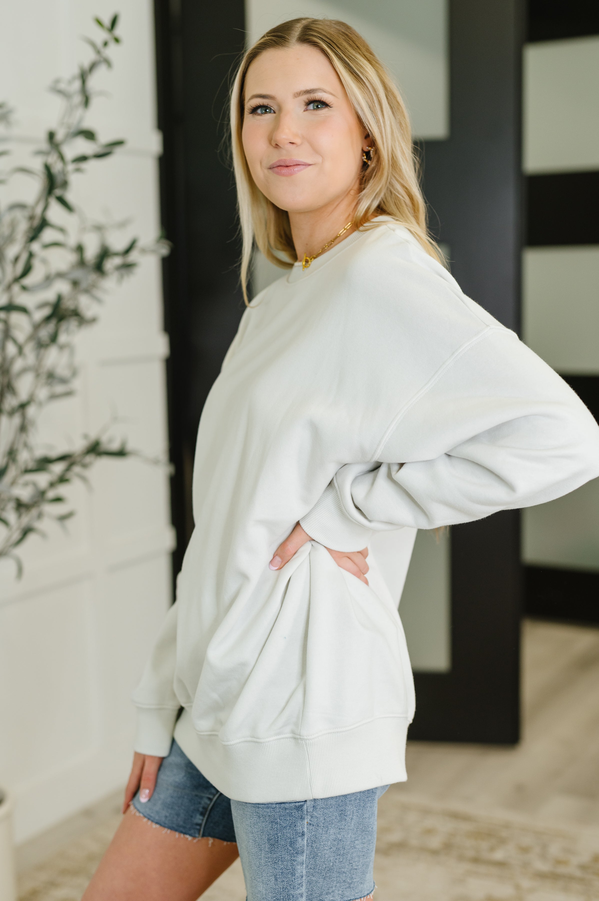 Sunday Snug Relaxed Pullover in Bone - Charming Charlie