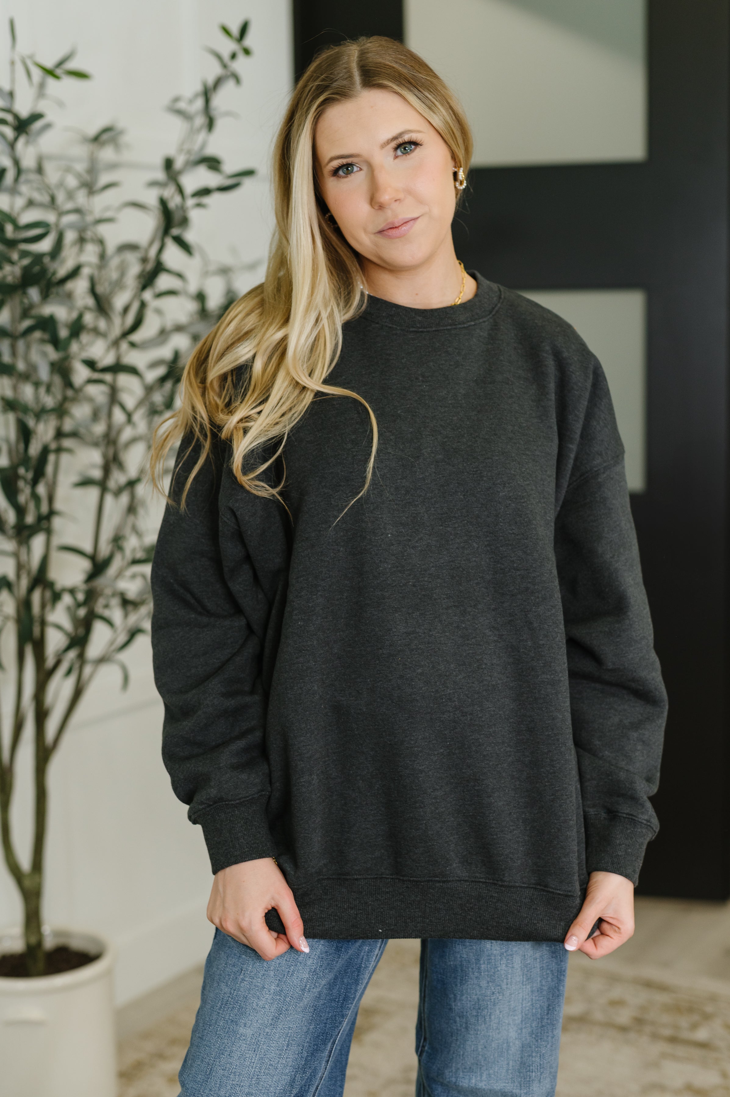 Sunday Snug Relaxed Pullover in Charcoal - Charming Charlie