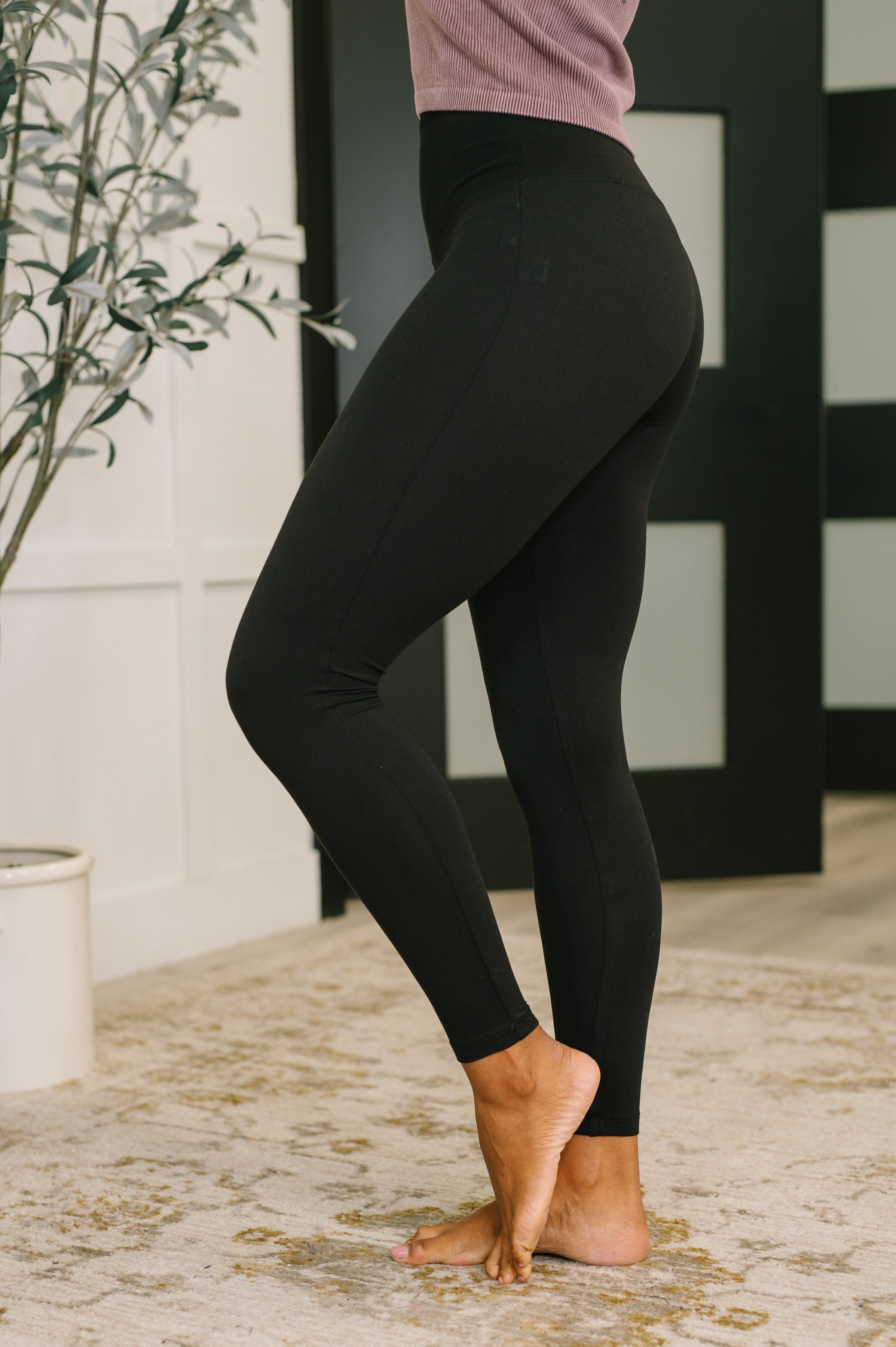 Sunday Splits High Waisted Leggings in Black - Charming Charlie
