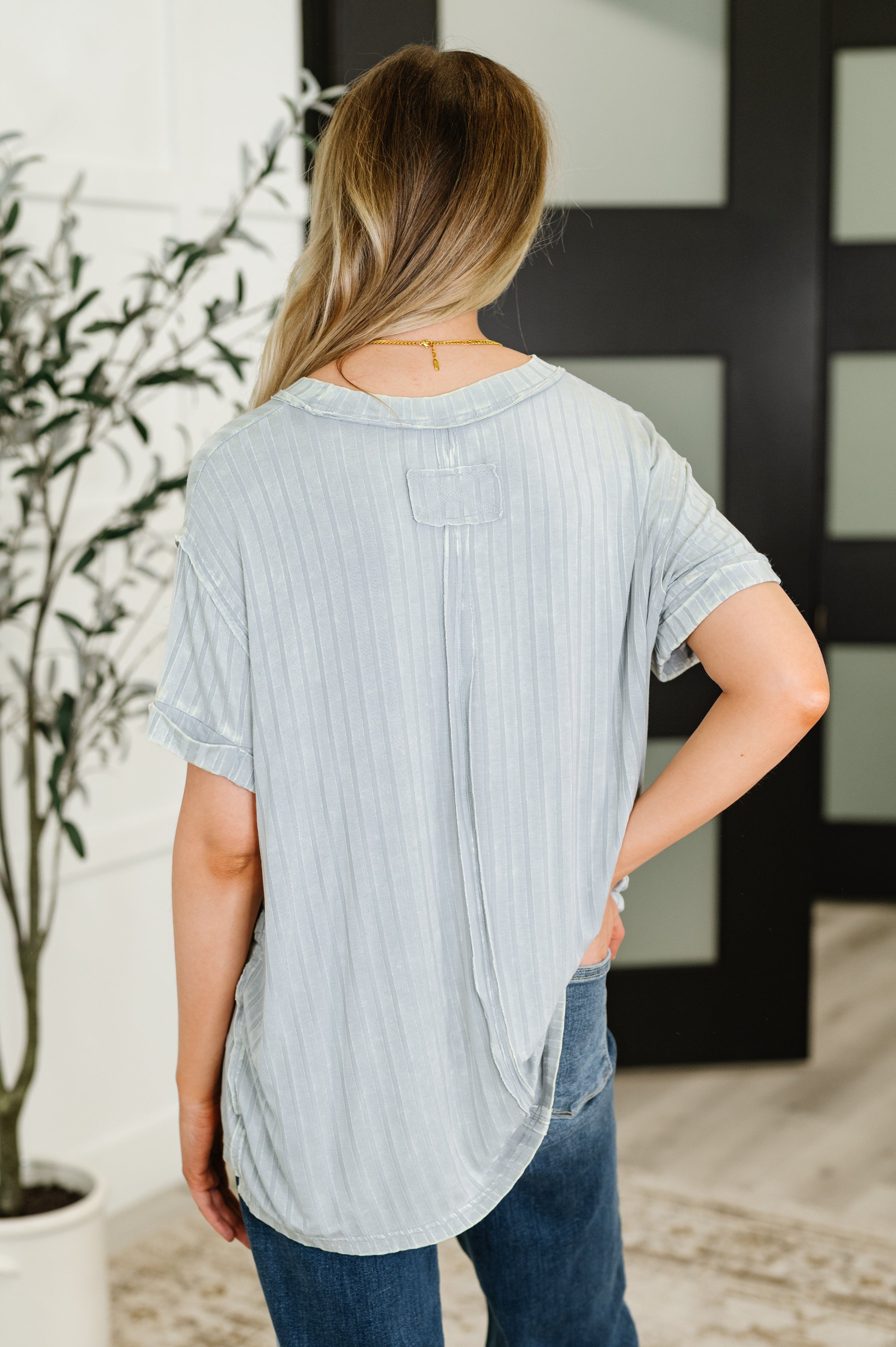 Sunday's Bestie Mineral Wash Top in Light Grey - Charming Charlie