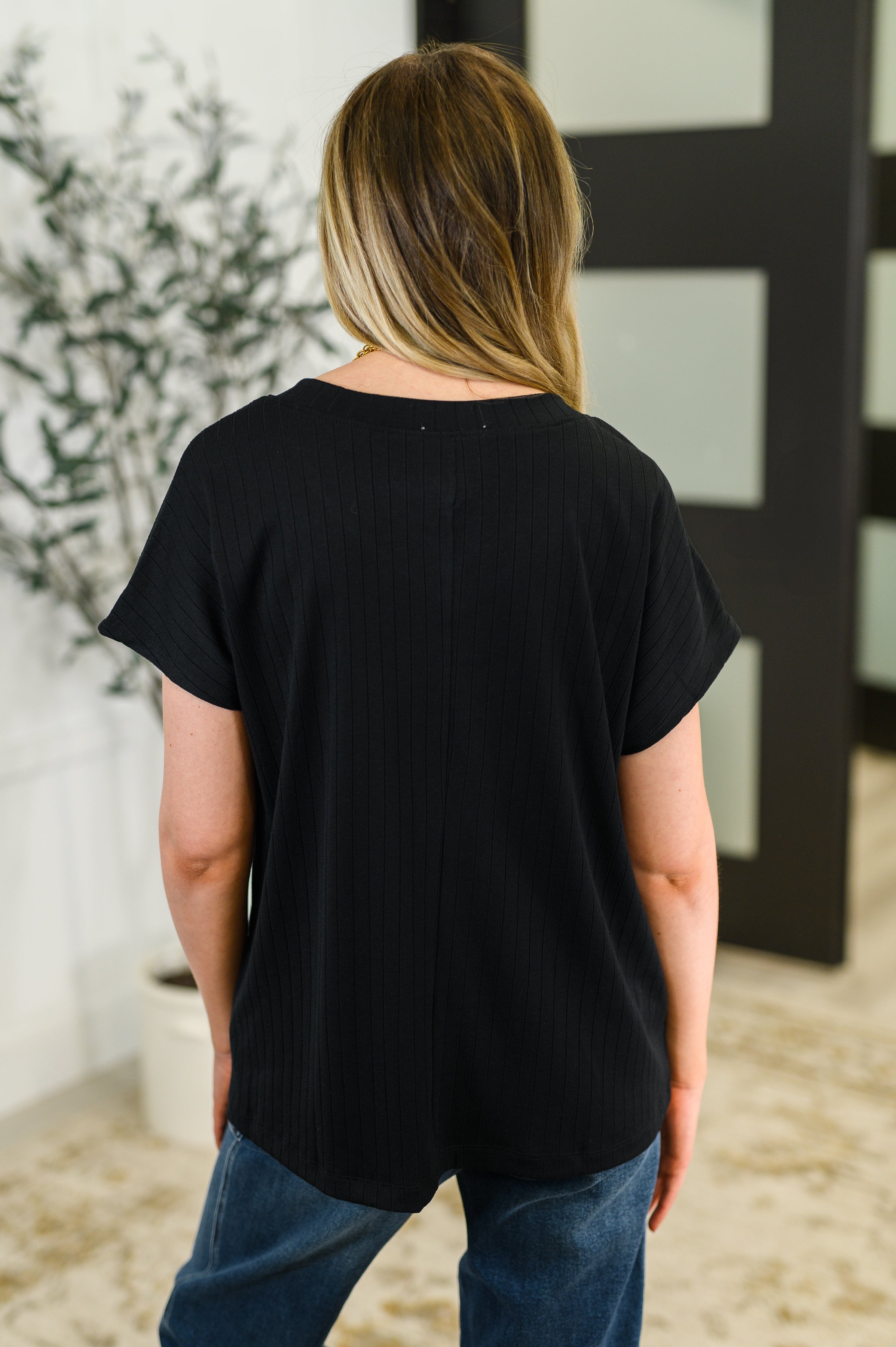 Top Shelf Basic V-Neck Ribbed Tee in Black - Charming Charlie