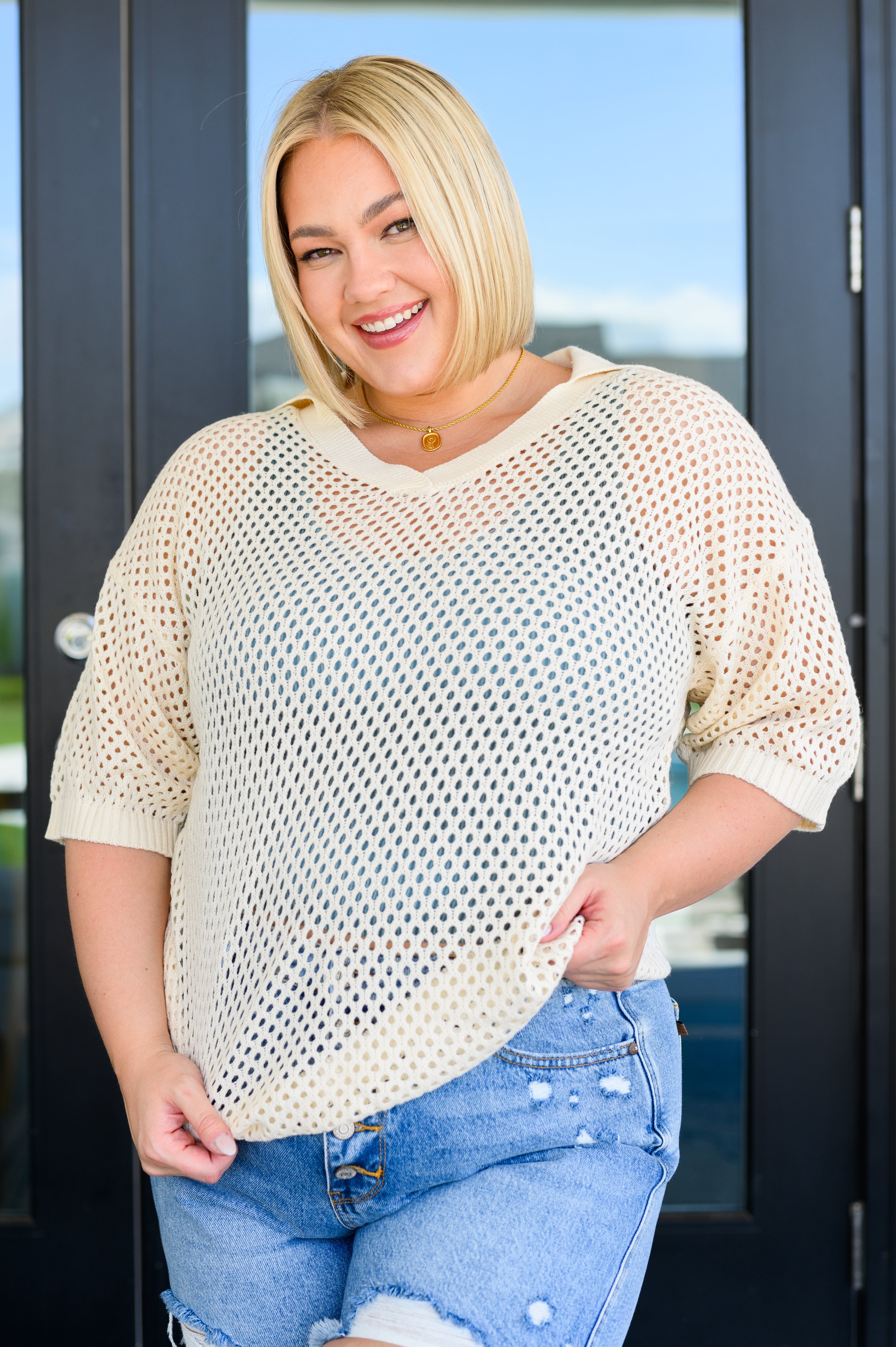 Under The Boardwalk Fishnet Collared Top - Charming Charlie