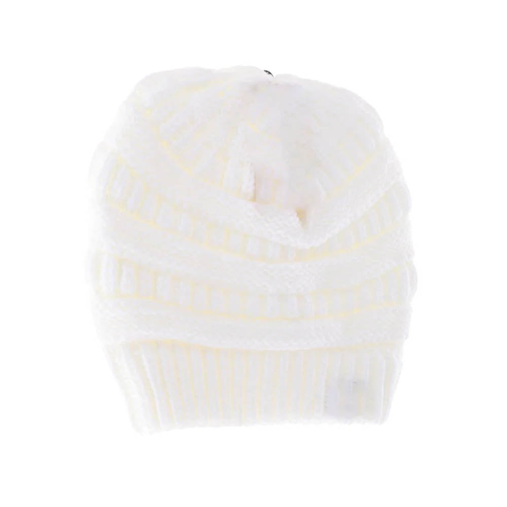White Classic Fuzzy Lined CC Beanie combines timeless style with exceptional warmth. Crafted with a soft, fuzzy interior lining, it provides superior insulation against cold weather while maintaining a comfortable fit. Its versatile design complements any outfit, making it an essential accessory for chilly days. Durable and breathable, this beanie ensures lasting comfort for everyday wear. Ideal for outdoor activities or casual use, it offers dependable protection from the elements without sacrificing style