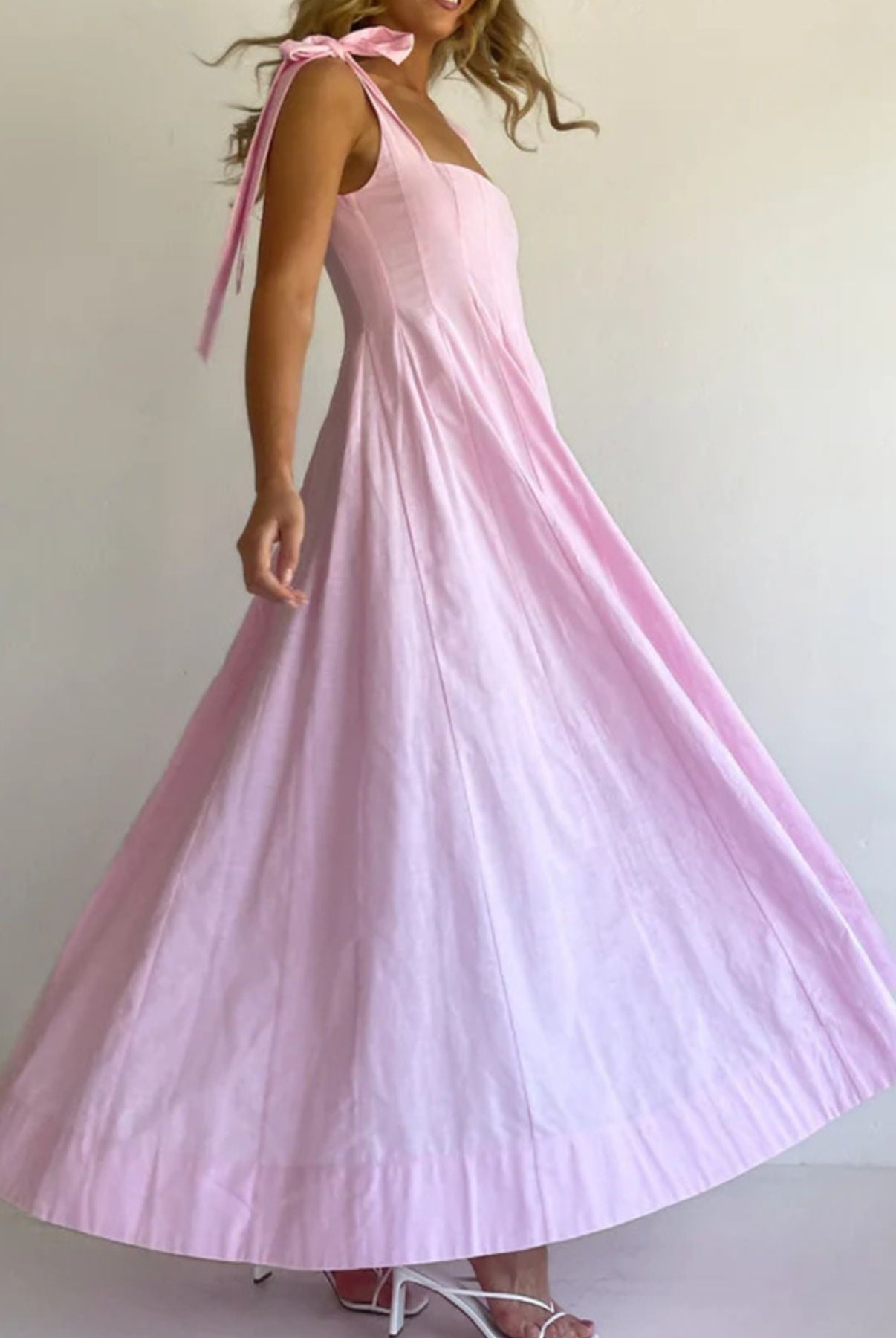 a412969f-5407-44a9-96cb-61d9c7f7820a-Max