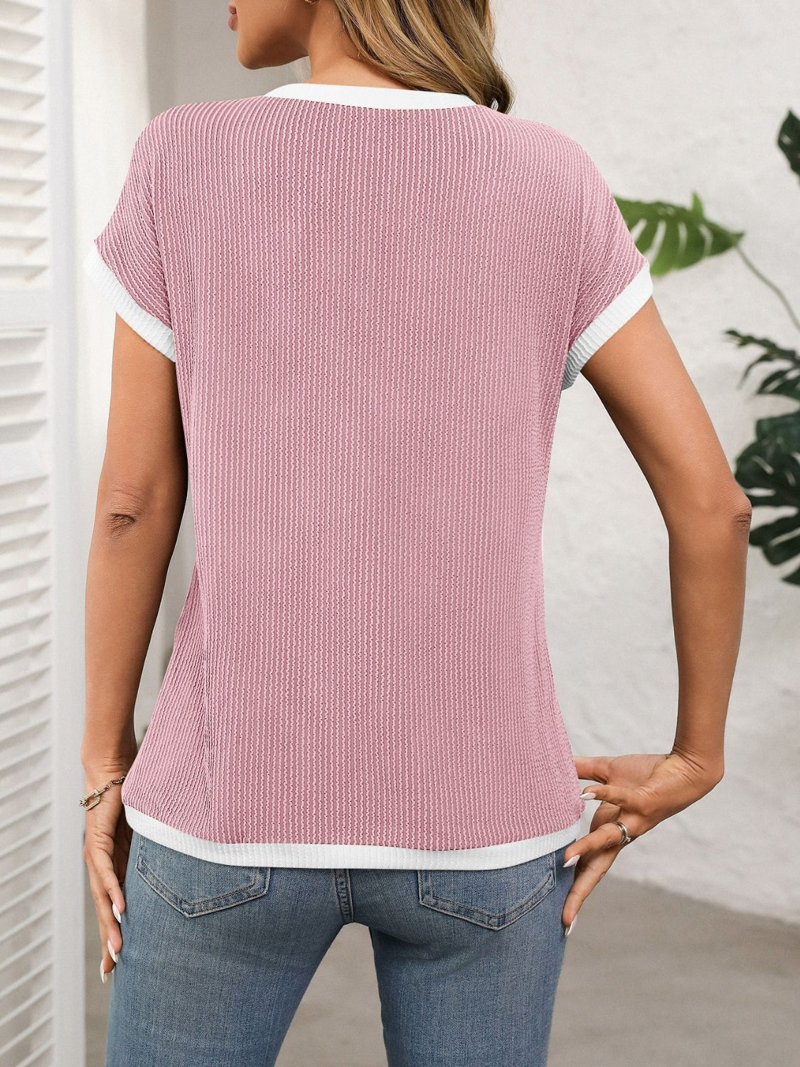 Contrast Trim Round Neck Short Sleeve T-Shirt - Charming Charlie