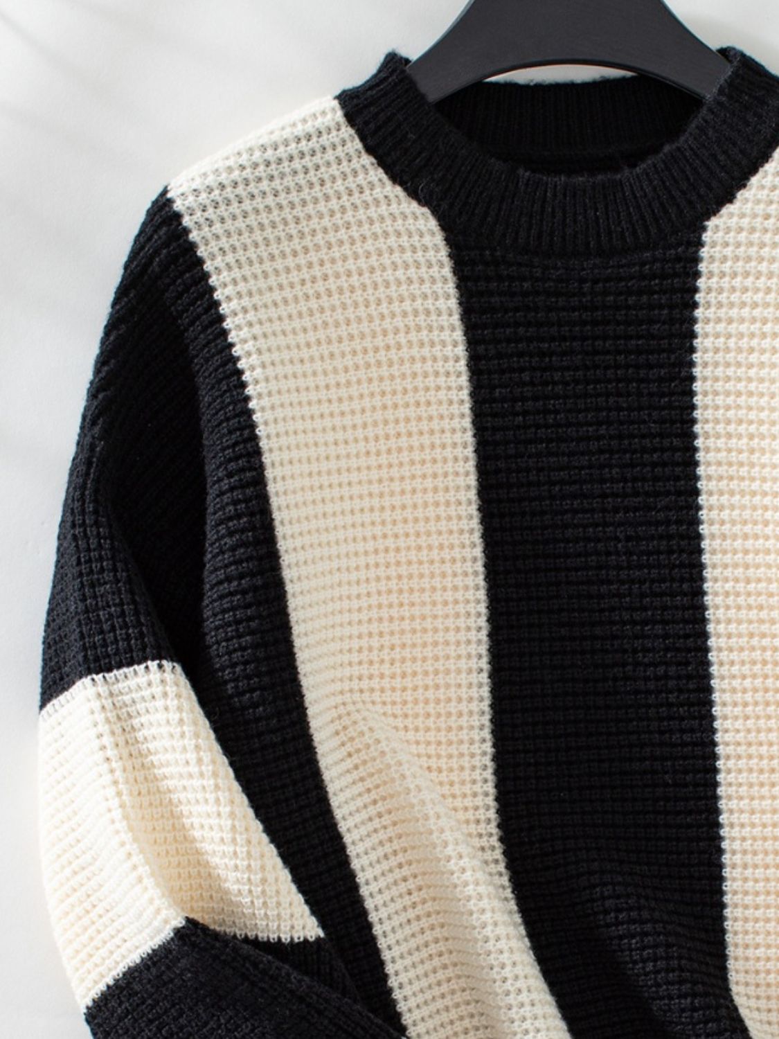 Color Block Round Neck Long Sleeve Sweater - Charming Charlie