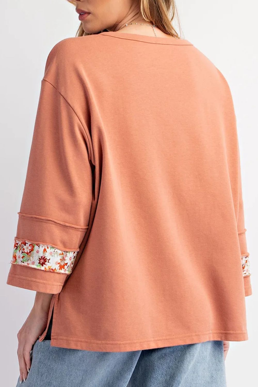 Exposed Seam Slit Floral Round Neck Blouse - Charming Charlie