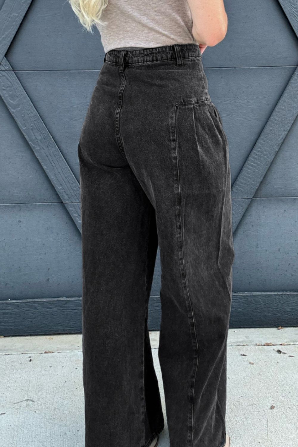 High Rise Wide Leg Jeans with Pockets - Charming Charlie