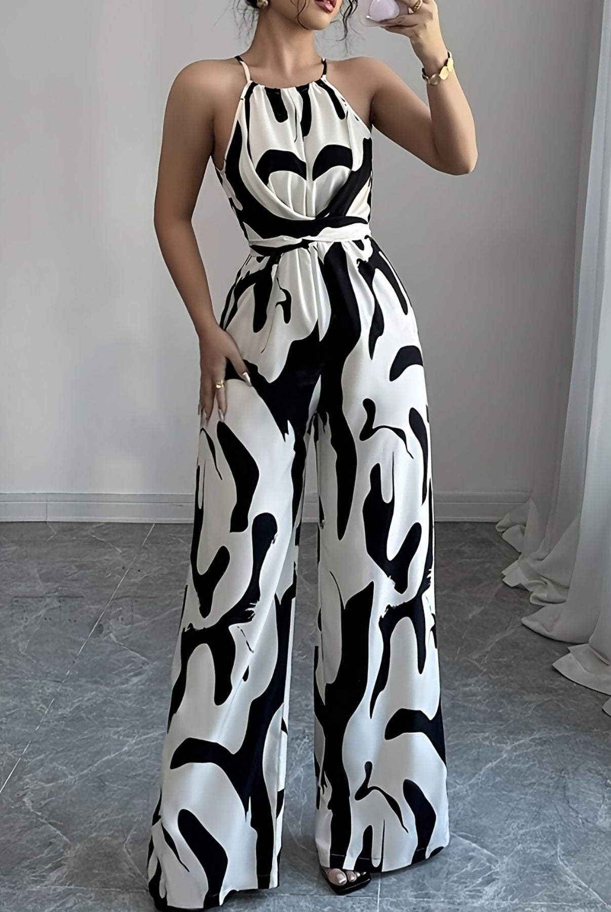 bb0438ab-4570-4ec8-a0b7-f3bcca452653-Max