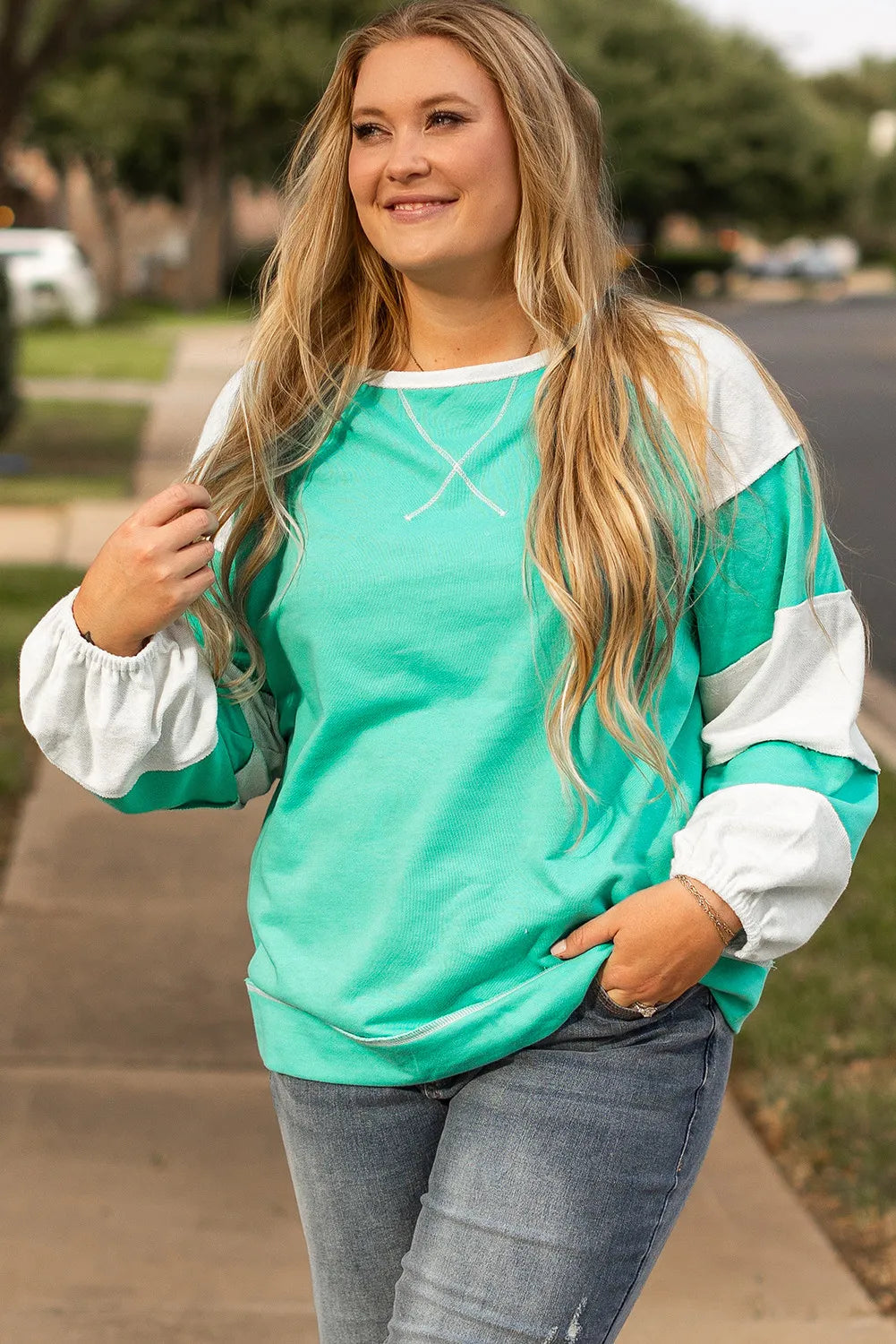 Plus Size Exposed Seam Color Block Long Sleeve Sweatshirt - Charming Charlie
