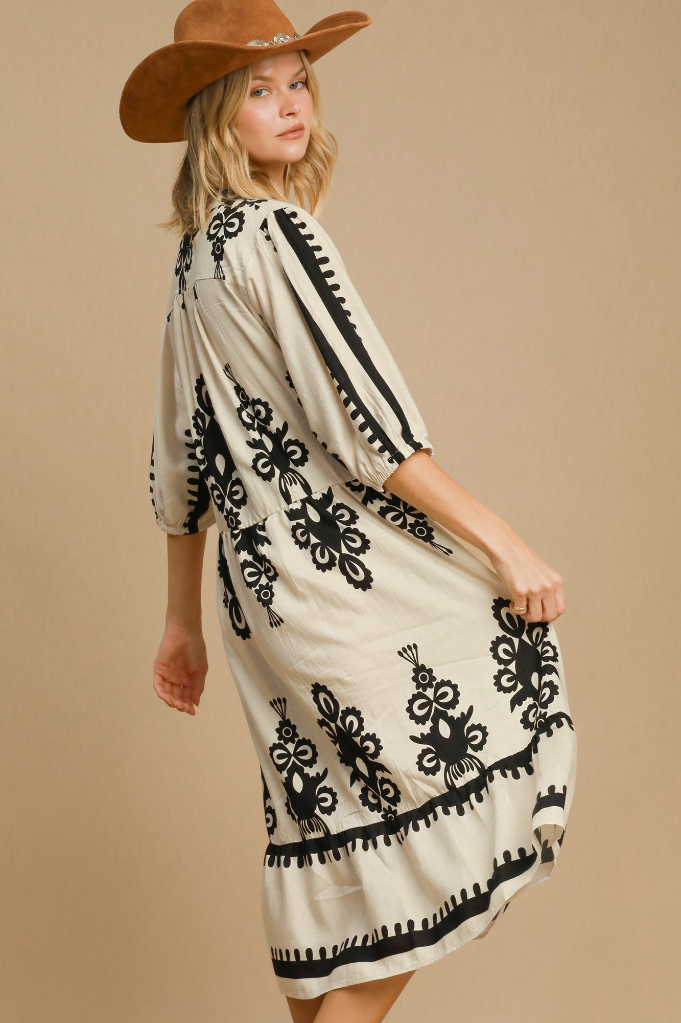 Umgee Printed Notched Midi Dress - Charming Charlie