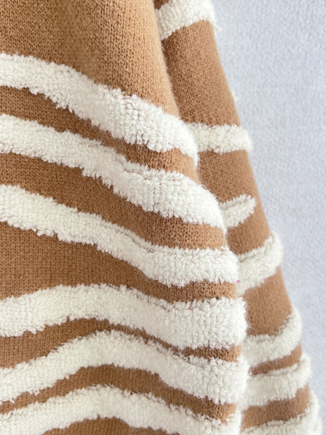 Contrast Round Neck Long Sleeve Sweater - Charming Charlie