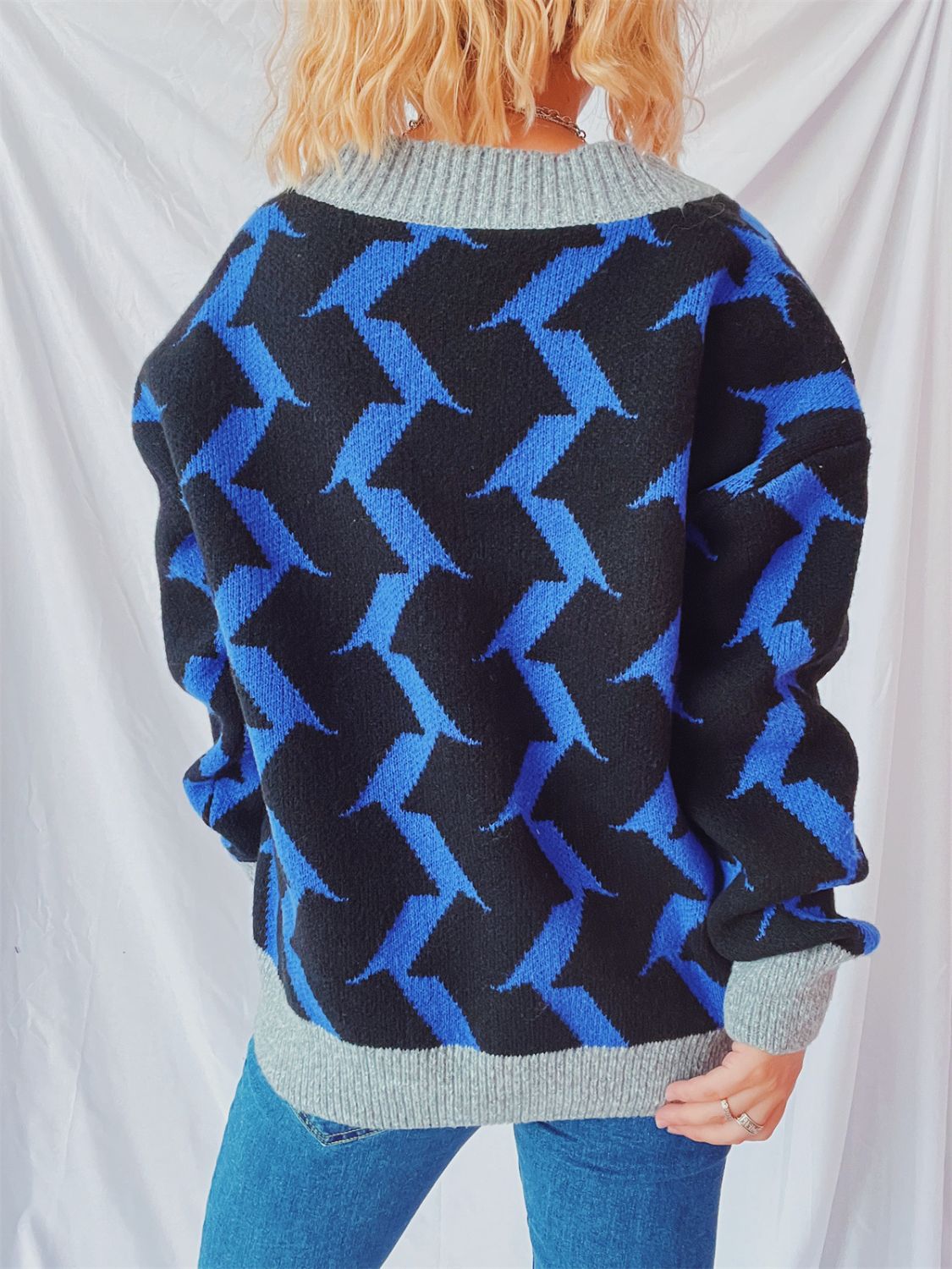 Contrast Trim Geometric V-Neck Long Sleeve Cardigan - Charming Charlie