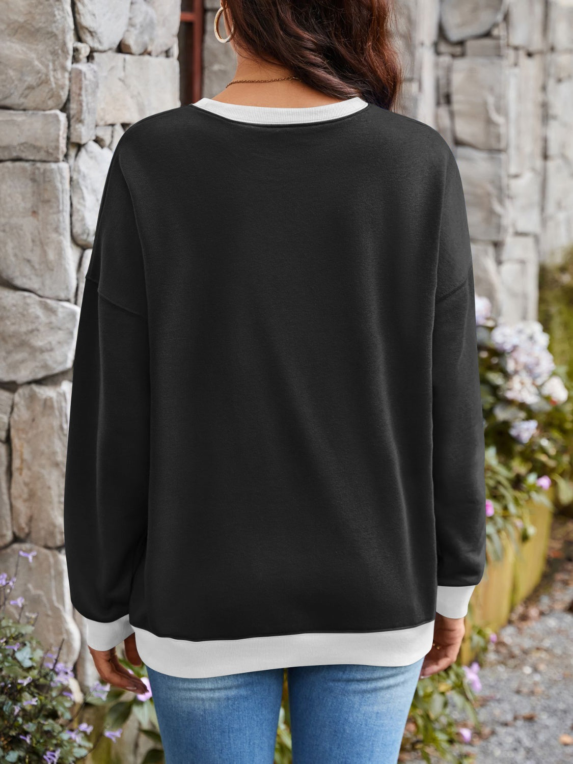 Contrast Round Neck Long Sleeve Sweatshirt - Charming Charlie