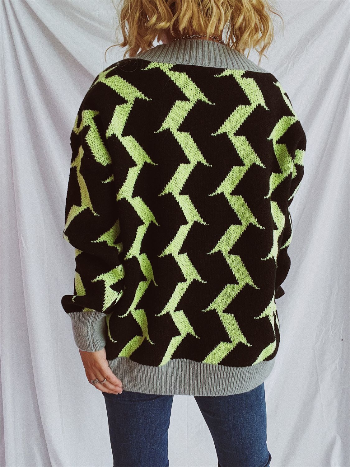 Contrast Trim Geometric V-Neck Long Sleeve Cardigan - Charming Charlie