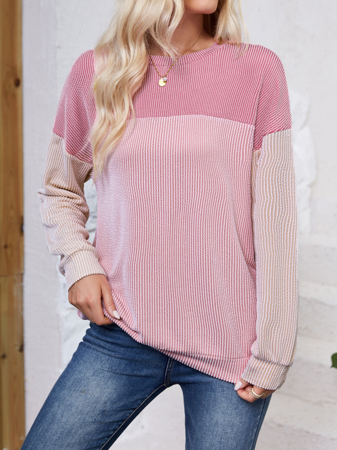 Color Block Round Neck Long Sleeve Sweatshirt - Charming Charlie
