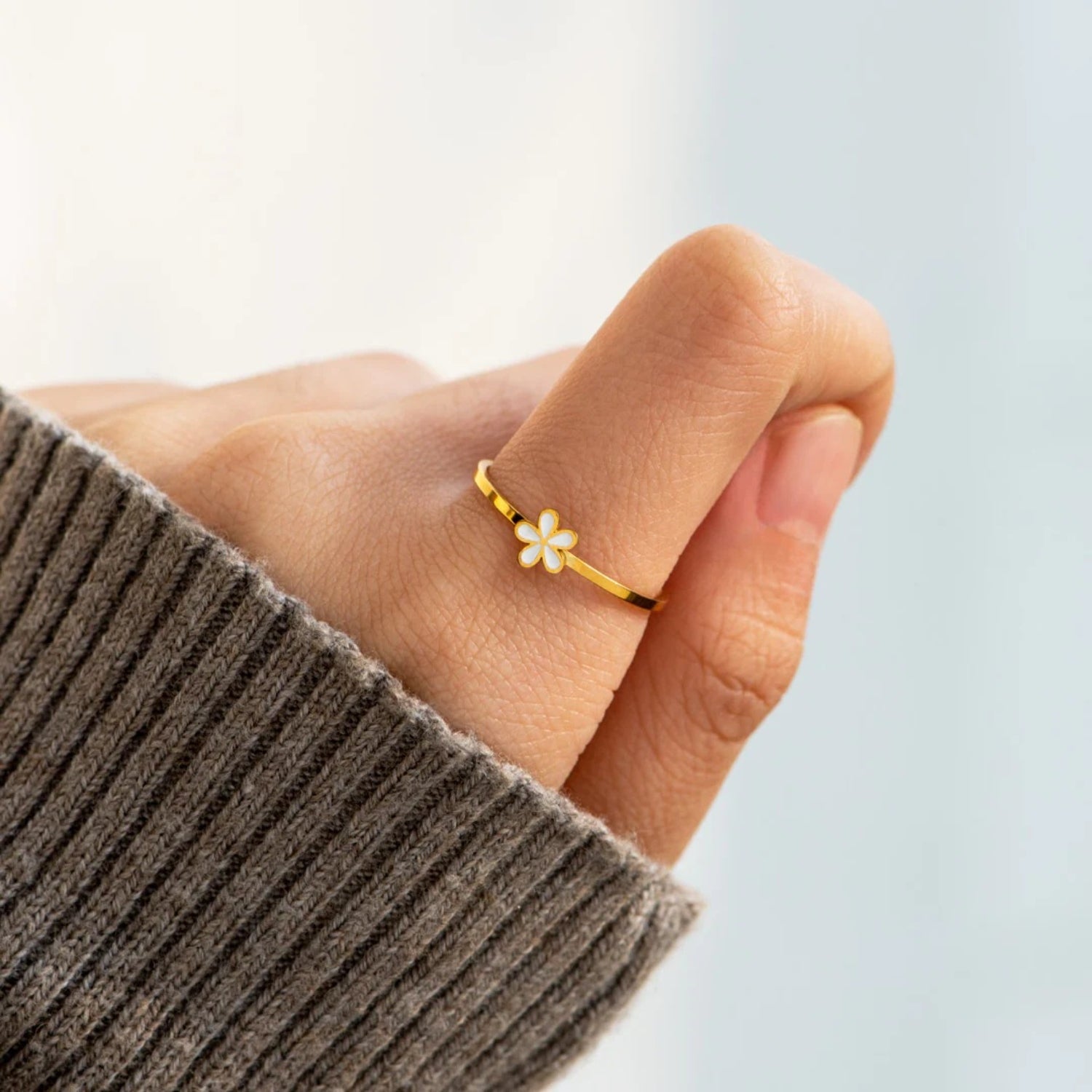 925 Sterling Silver Enamel Flower Ring - Charming Charlie