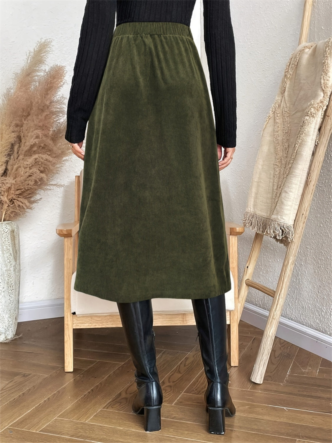 Pocketed Back Elastic Waist Skirt - Charming Charlie