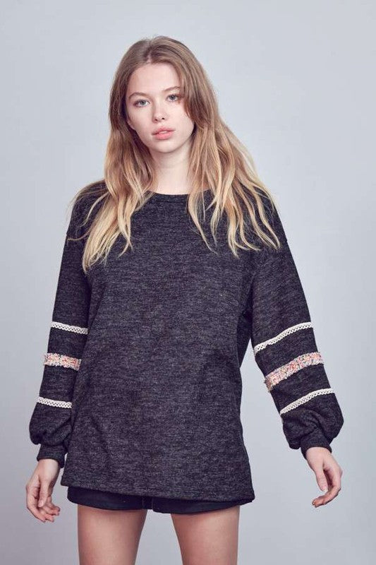 SLEEVE WITH TWEED TRIM TUNIC - Charming Charlie