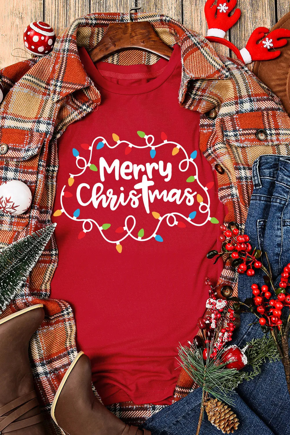 MERRY CHRISTMAS Round Neck Short Sleeve T-Shirt - Charming Charlie
