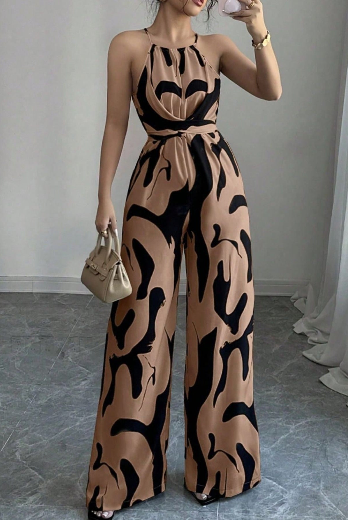 f33a36b1-2688-4191-af39-5143fd386b3c-Max