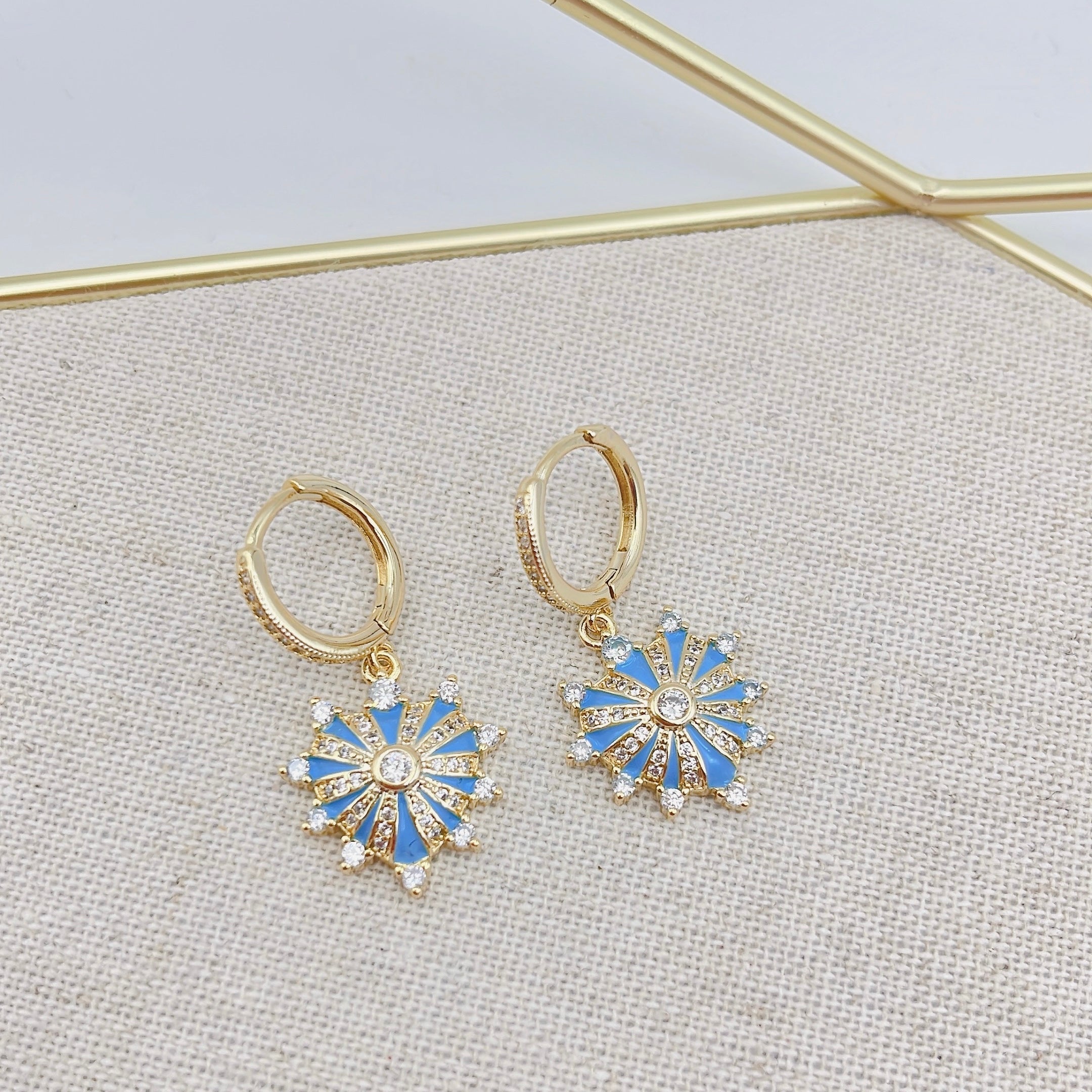 Gold hoop earrings minimalist style,
Silver stud earrings everyday wear,
Pearl drop earrings elegant outfit,
Gemstone huggie earrings vibrant look,
Dainty chain earrings modern chic,
Boho tassel earrings festival vibe,
Crystal dangle earrings evening style,
Rose gold mini hoops soft shine,
Textured stud earrings boutique appeal,
Colorful beaded earrings artisan touch,
Statement earrings bold trendy fashion,
Wholesale earrings for boutiques selection