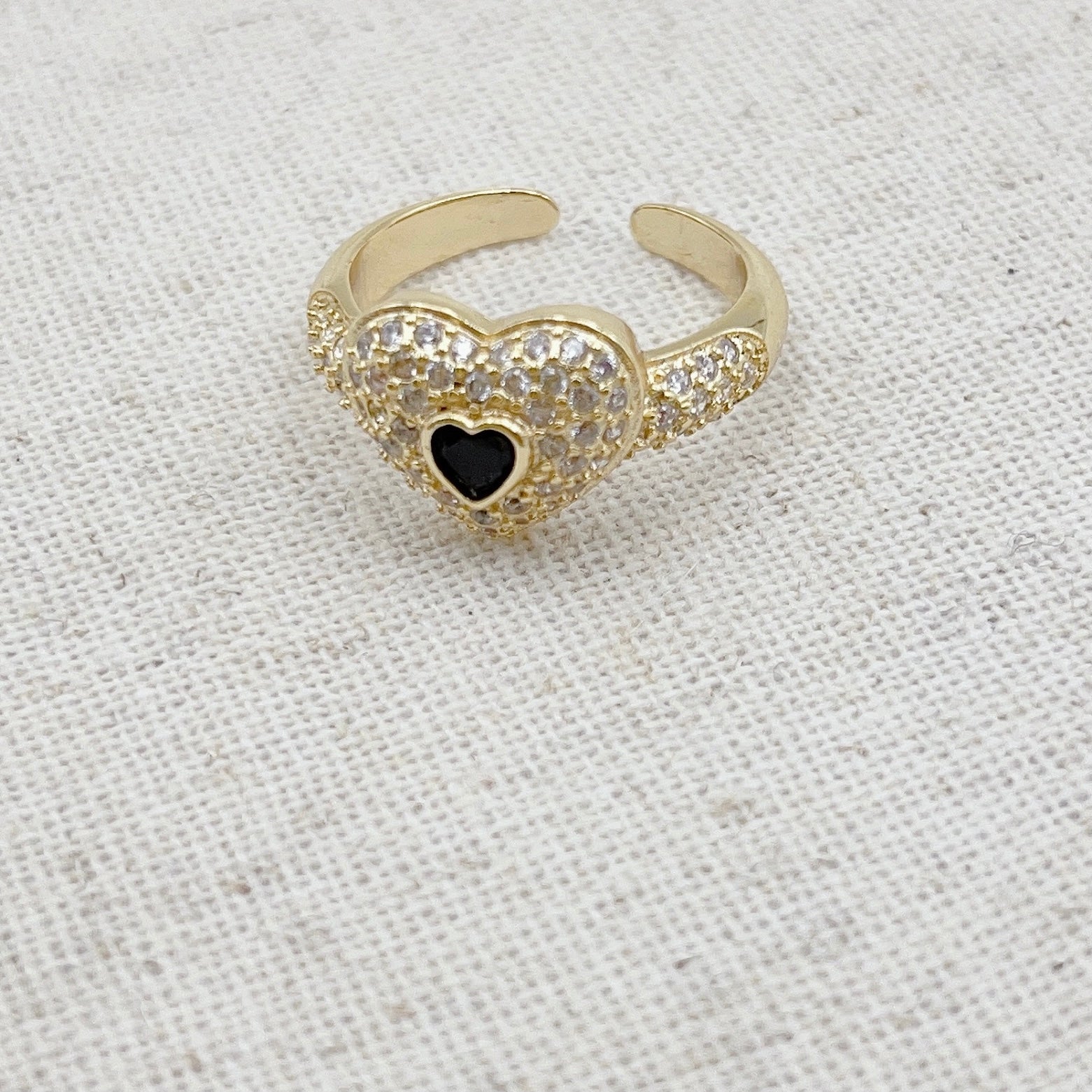 Black crystal heart - Charming Charlie