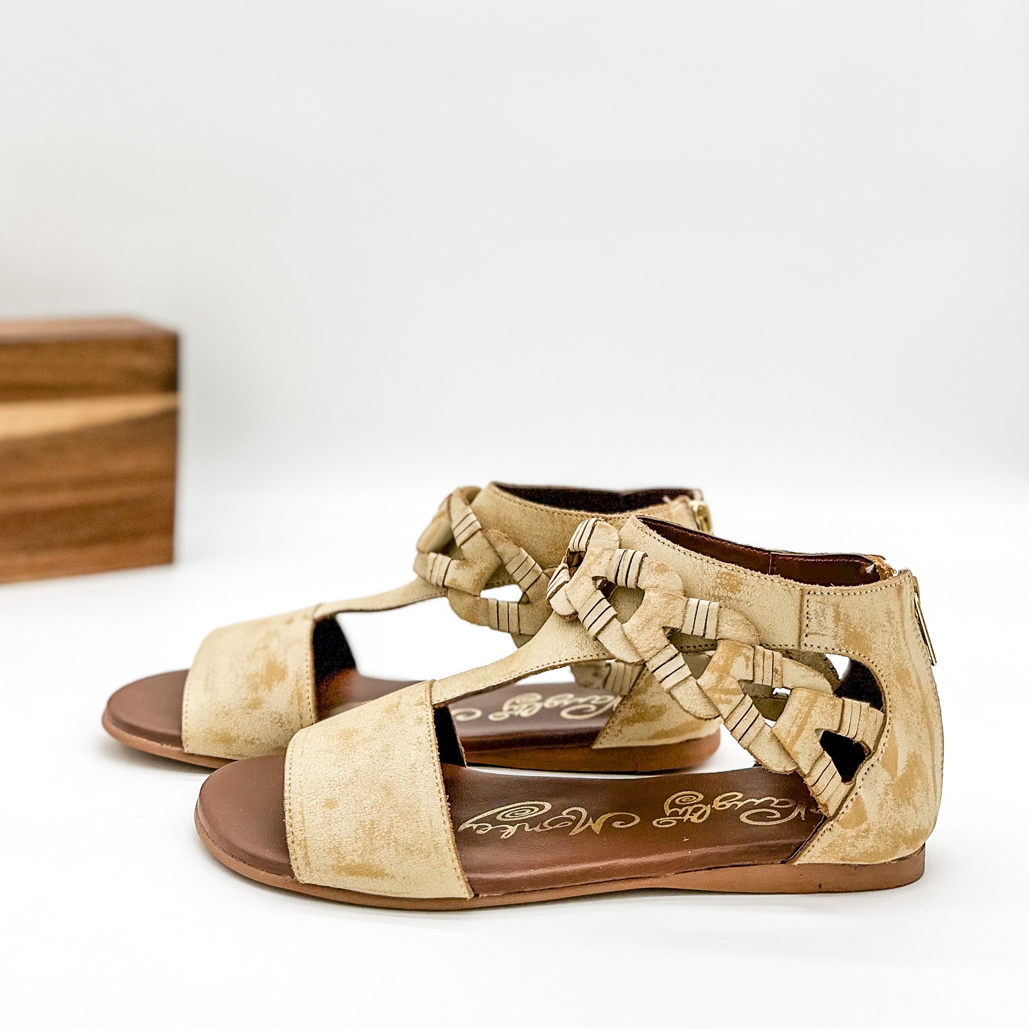 Loop D Loop Sandals in White - Charming Charlie