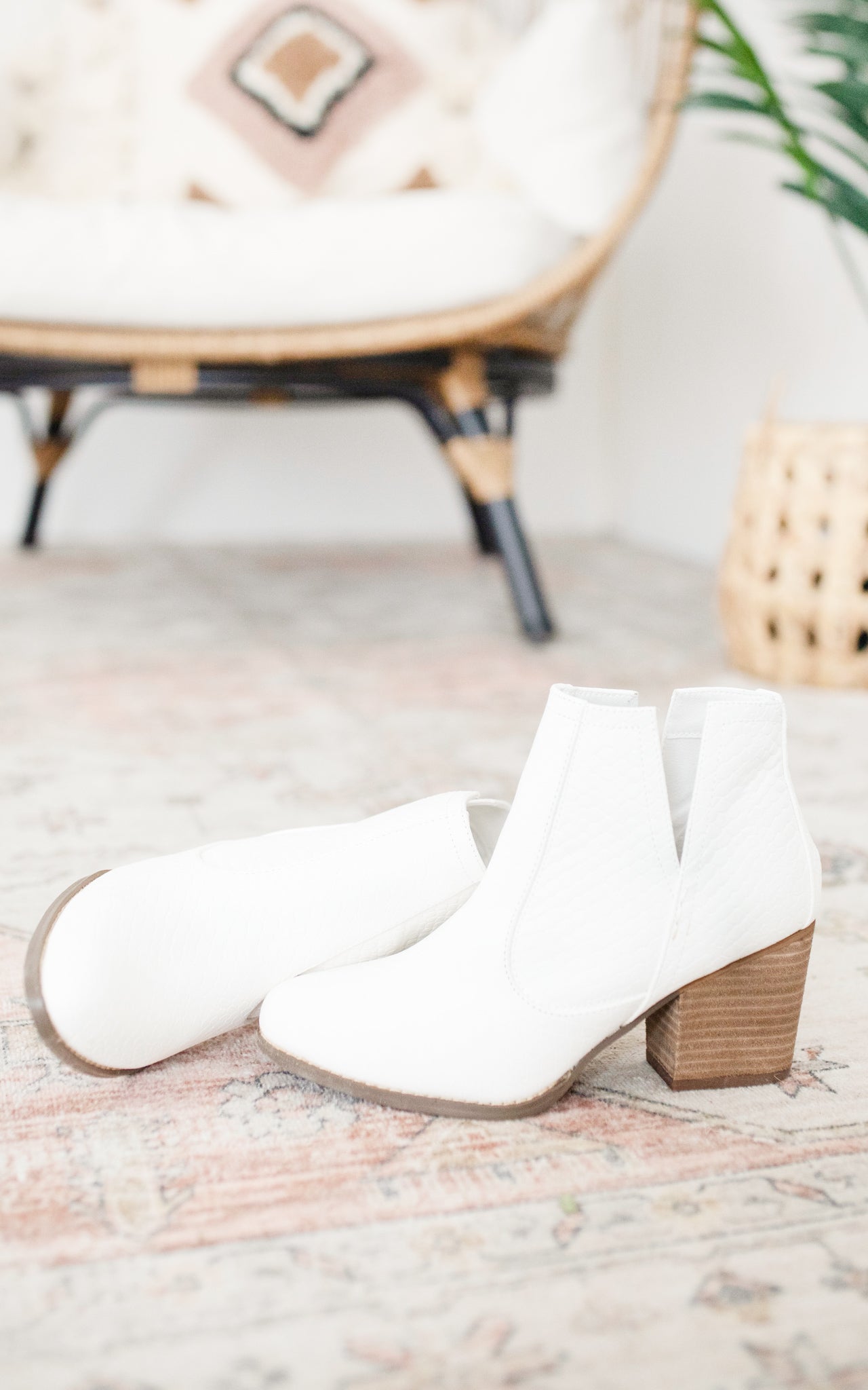 Tarim Bootie in White - Charming Charlie
