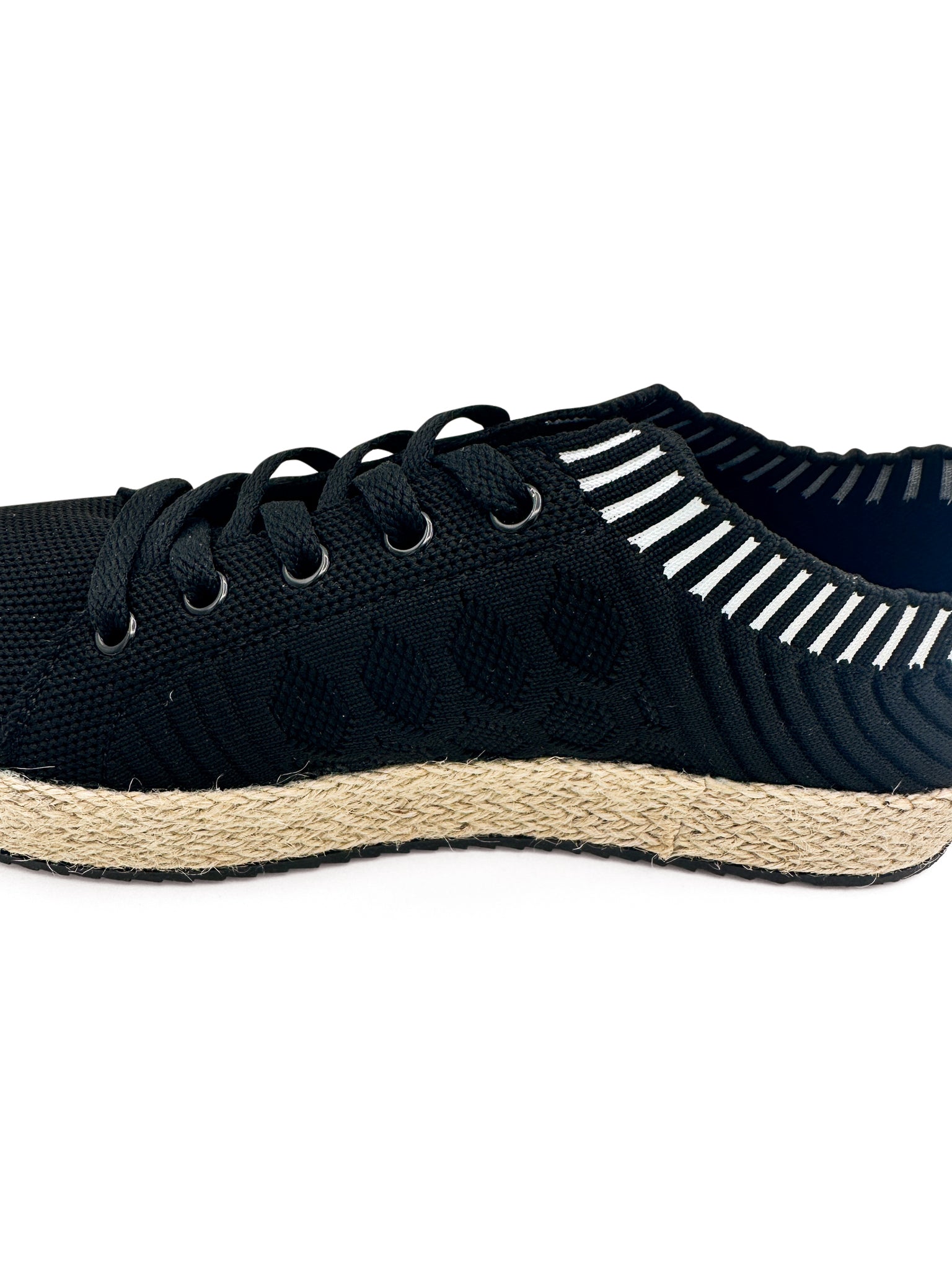 Yaras Sneakers in Black - Charming Charlie