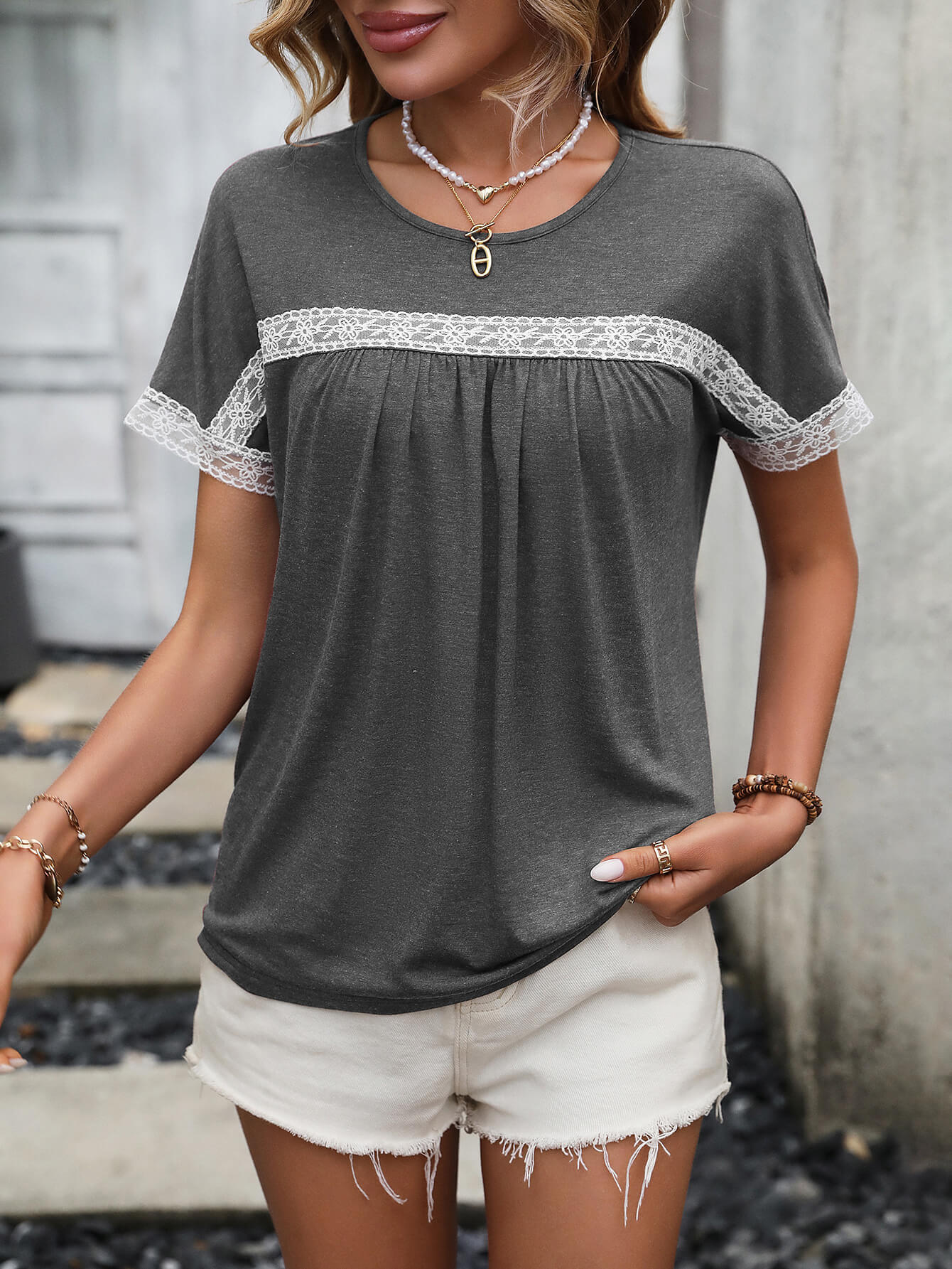 Contrast Round Neck Short Sleeve Tee - Charming Charlie