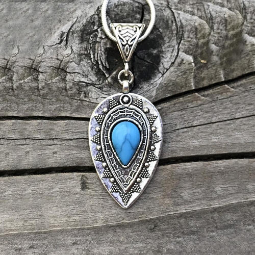 Geometric Alloy Pendant Necklace - Charming Charlie