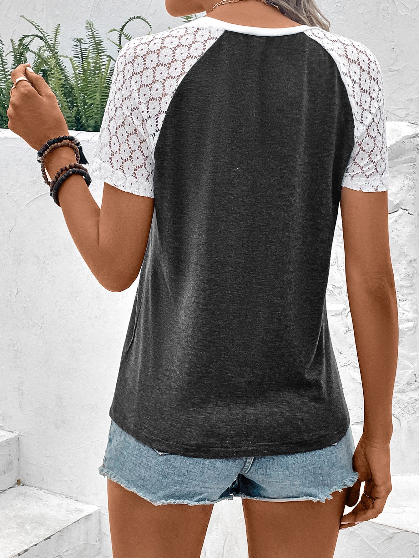 Color Block Raglan Sleeve Round Neck Tee - Charming Charlie