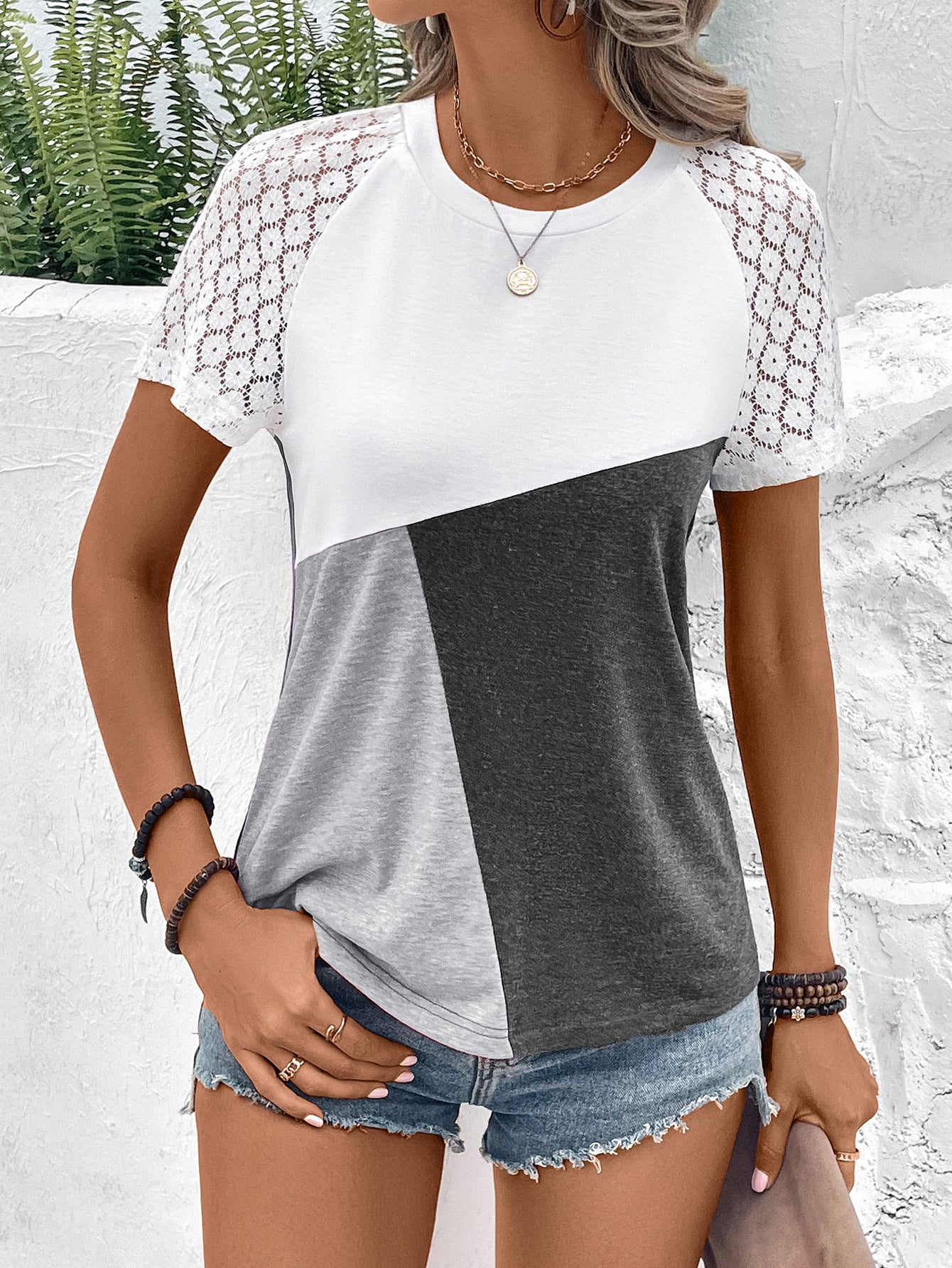Color Block Raglan Sleeve Round Neck Tee - Charming Charlie