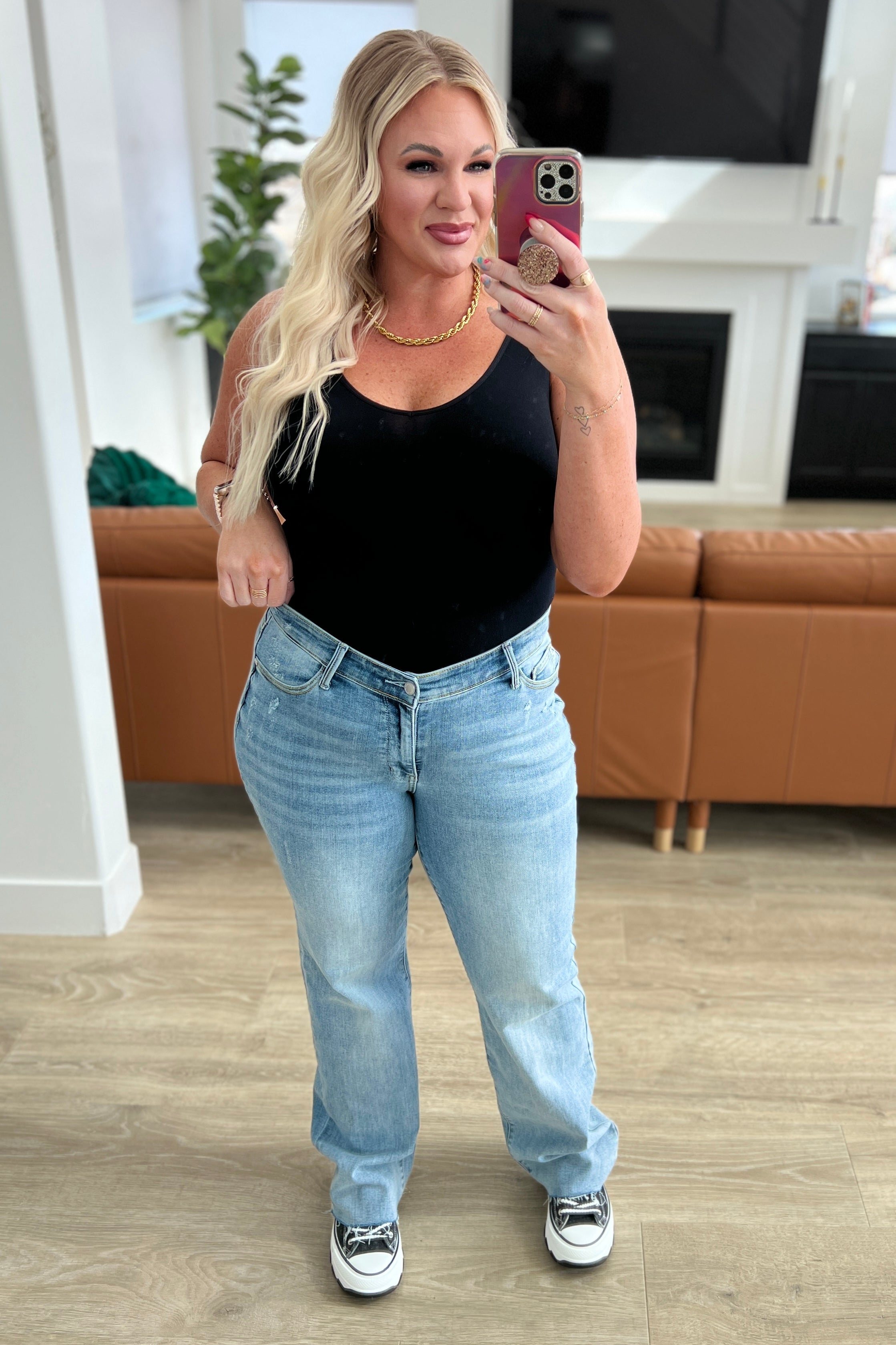 Mildred High Rise V Front Waistband Straight Jeans - Charming Charlie