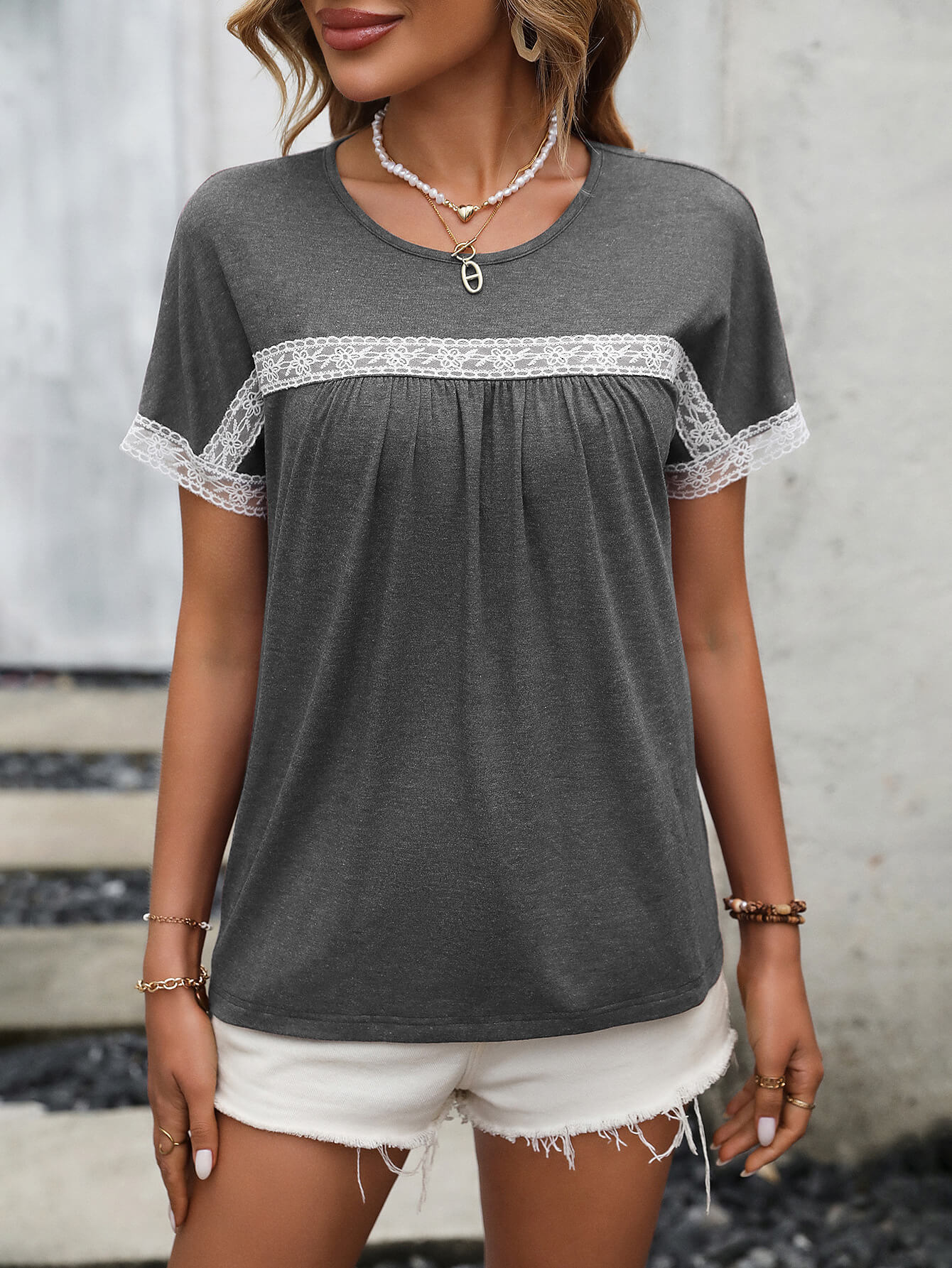 Contrast Round Neck Short Sleeve Tee - Charming Charlie