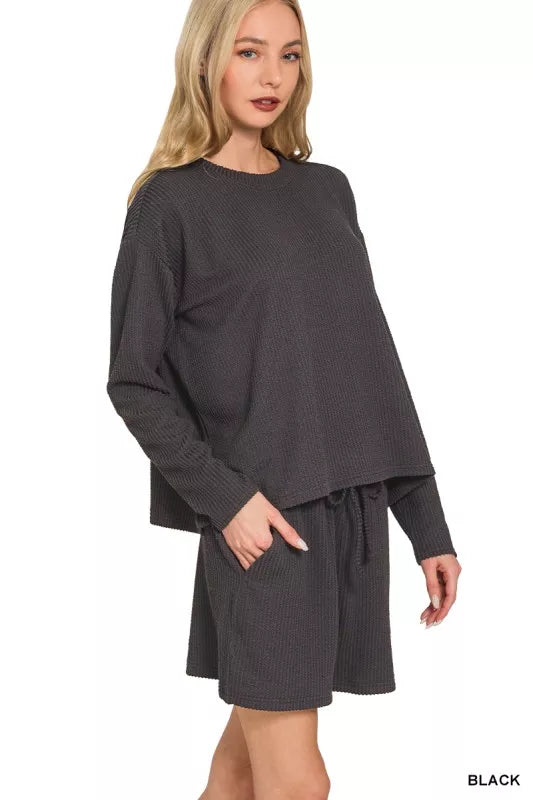 Zenana Corded Rib Long Sleeve Tee and Shorts Set – Charming Charlie