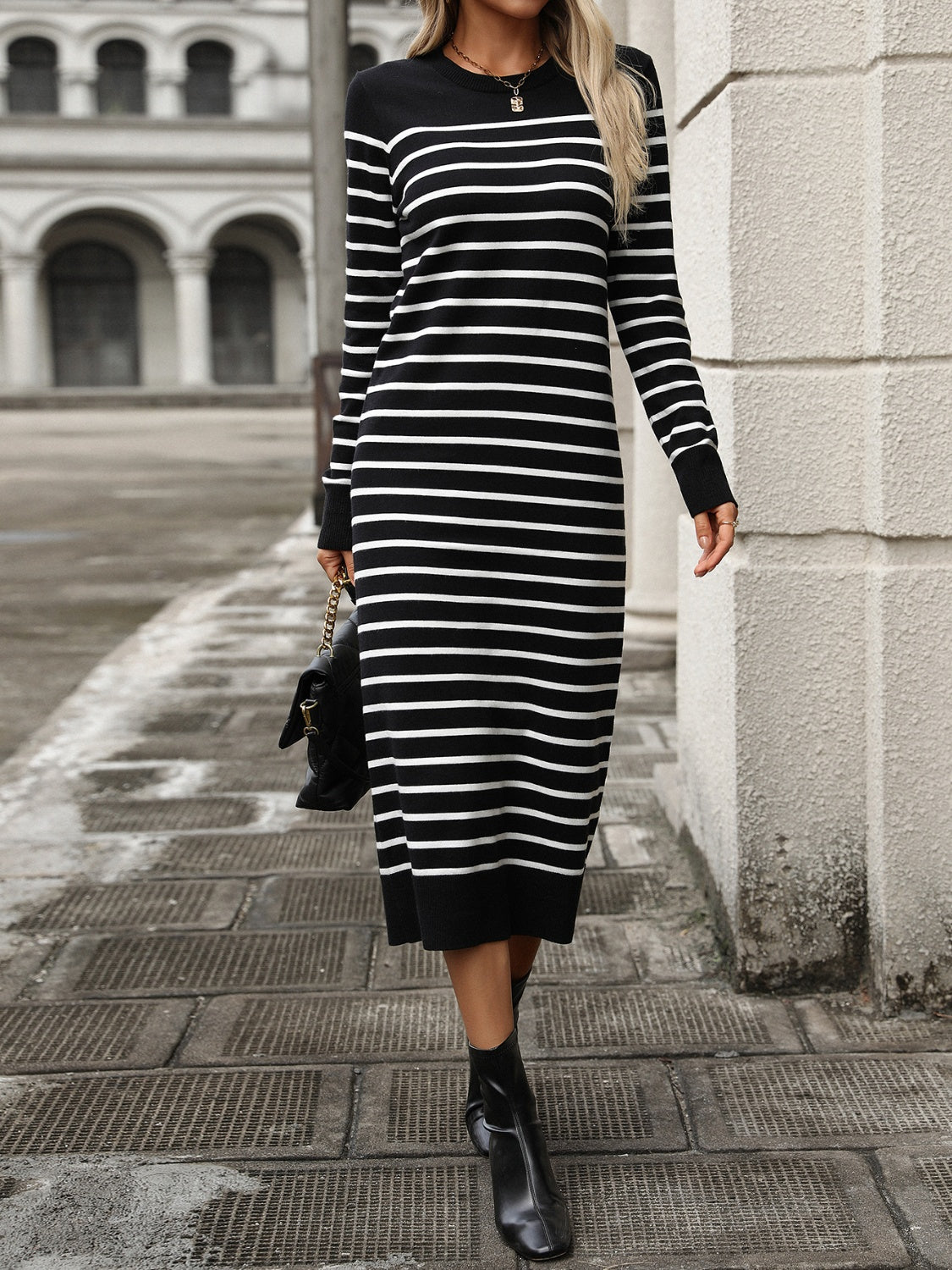 Striped Round Neck Long Sleeve Dress Black / L