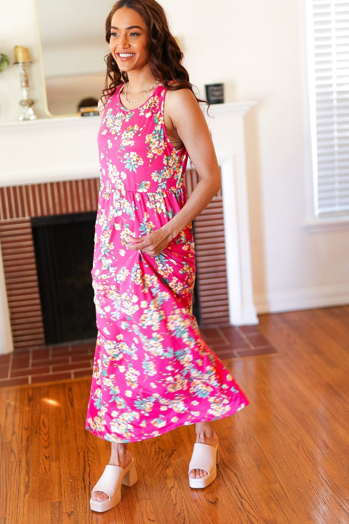 Pink Floral Print Fit and Flare Sleeveless Maxi Dress Pink Floral Print Fit and Flare Sleeveless Maxi Dress