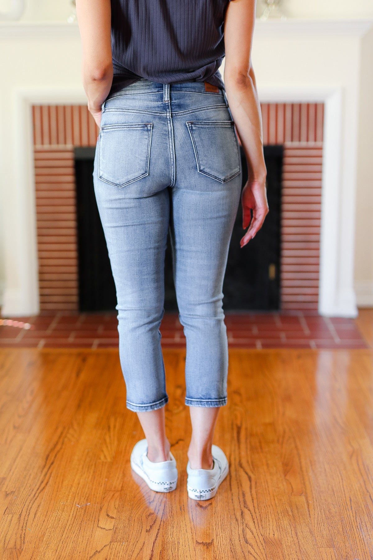 Judy Blue Medium Wash Mid Rise Skinny Capri - Charming Charlie