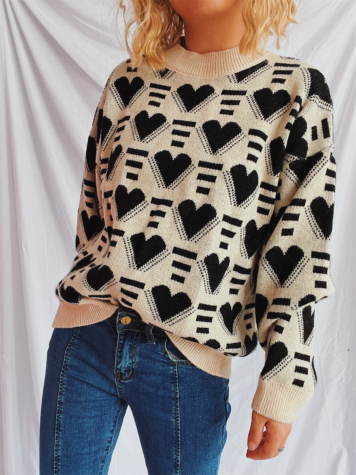 Heart Contrast Long Sleeve Dropped Shoulder Sweater – Charming Charlie