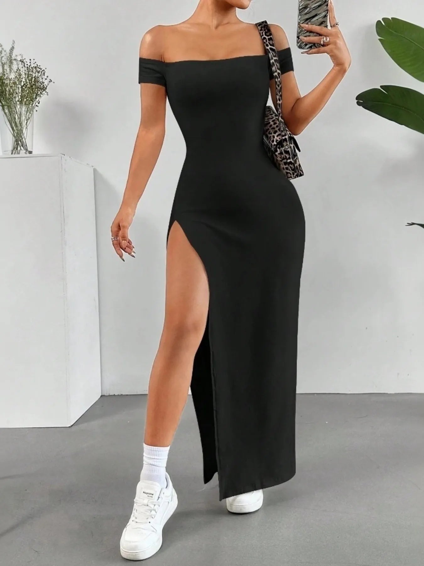 Off-Shoulder High Slit Bodycon Maxi Dress Black / L Off-Shoulder High Slit Bodycon Maxi Dress Black / L