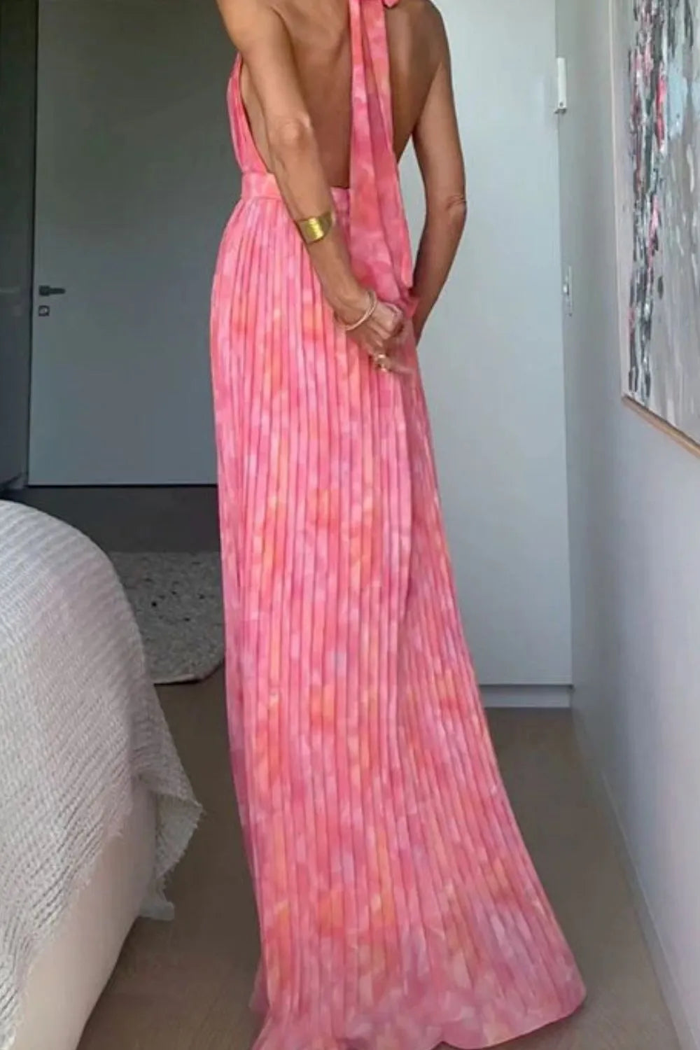 Halter Neck Pleated Maxi Dress - Pink / XL Halter Neck Pleated Maxi Dress - Pink / XL