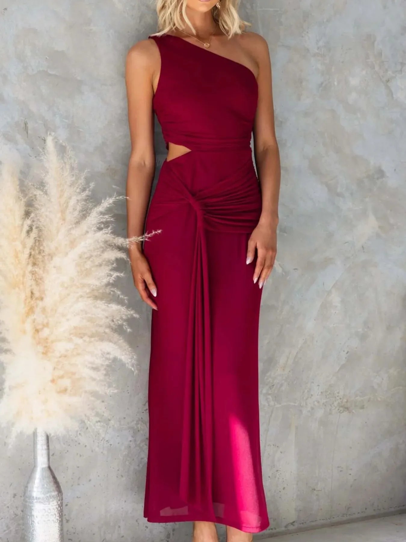 One-Shoulder Cutout Bodycon Maxi Dress – Charming Charlie