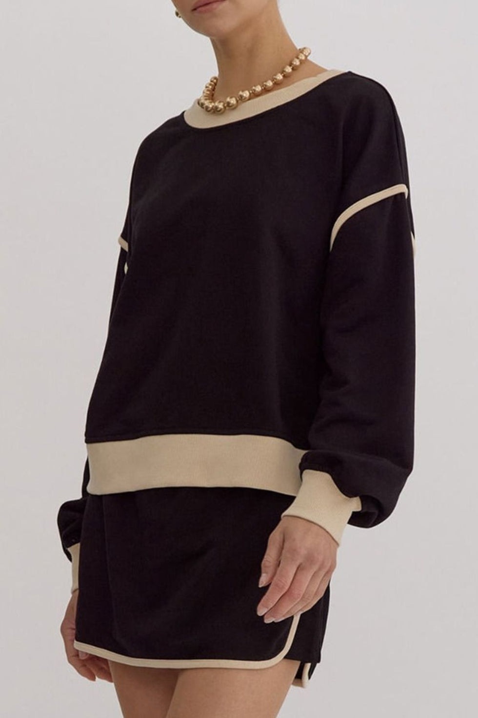 Contrast Trim Round Neck Top and Shorts Set