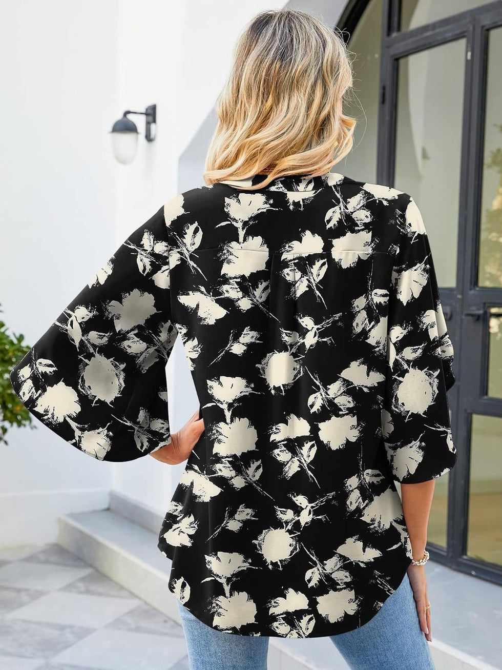 Printed Notched Half Sleeve Blouse main image 1