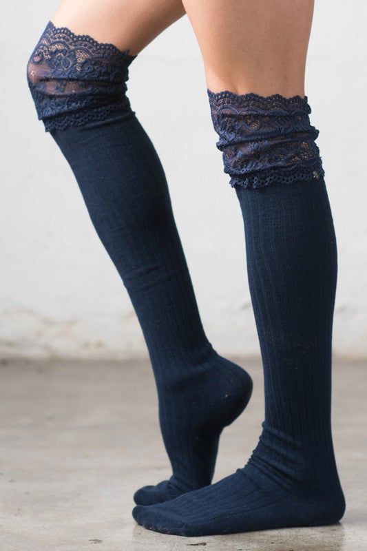 Women's Athletic Stripe Thigh High Sock