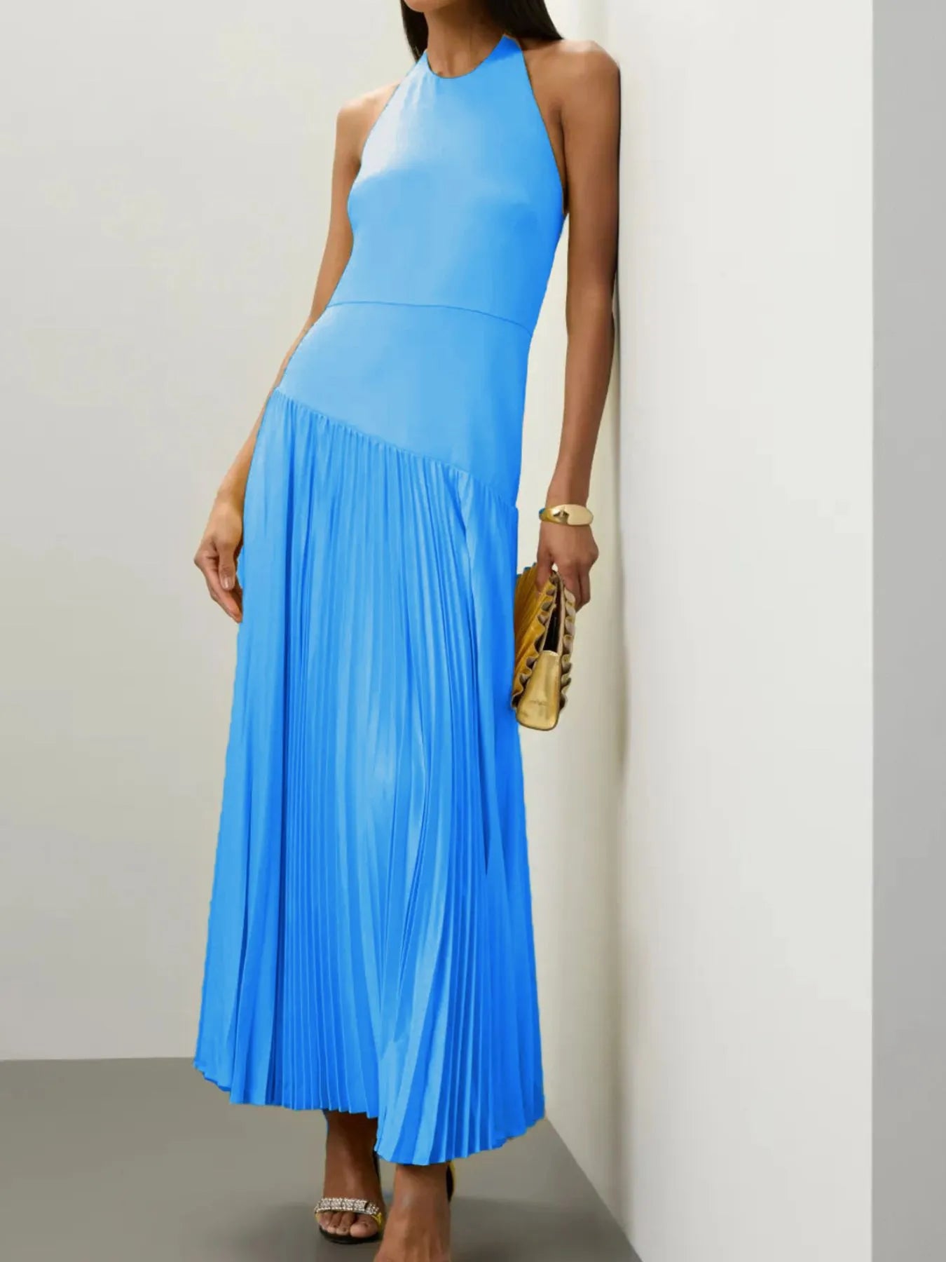 Pleated Halter Neck Maxi Dress Charming Charlie Pleated Halter Neck Maxi Dress Charming Charlie