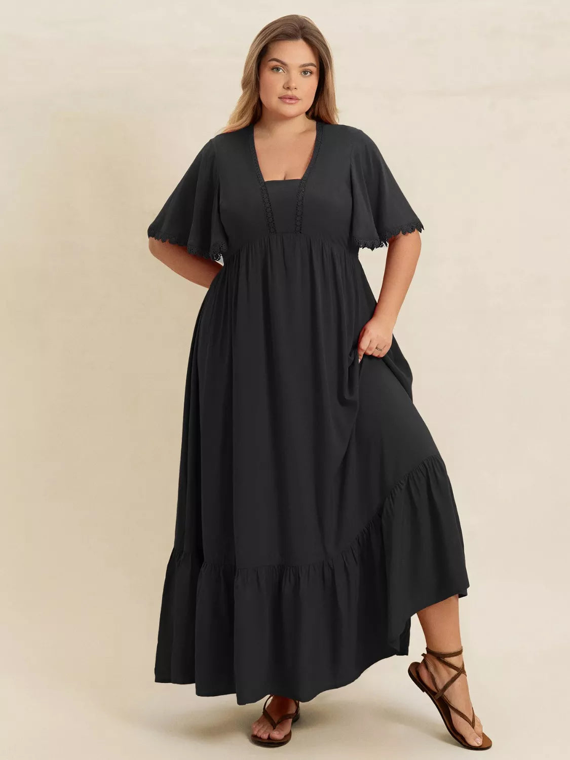 christmas party mini dress Sparkling Halter Neck for Women pdp:detail:page:pdp-shipping-and-returns Lining:Yes Lavetir is specialized in Little Girl Bridesmaid Dresses