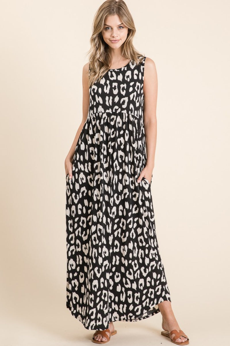 BOMBOM Printed Shirred Maxi Dress